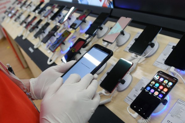 Депутат Горелкин: Apple разрешит RuStore на iPhone из-за страха потерять рынок 