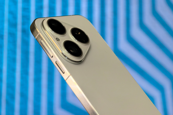 Обзор HUAWEI Pura 80: стильный и сбалансированный флагманский смартфон с ИИ от «Яндекса» 
