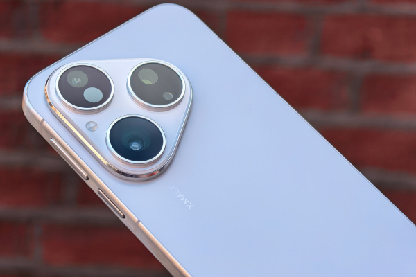 Обзор HUAWEI Pura 80: стильный и сбалансированный флагманский смартфон с ИИ от «Яндекса» 